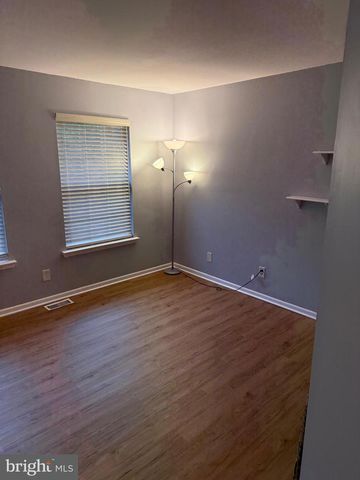 1561 WASHINGTON CT, Mays Landing, NJ 08330