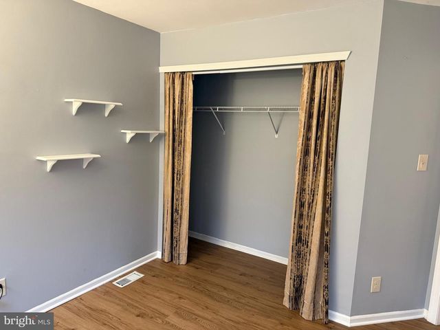 1561 WASHINGTON CT, Mays Landing, NJ 08330