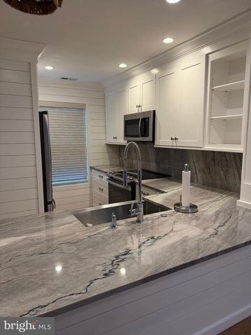 1561 WASHINGTON CT, Mays Landing, NJ 08330