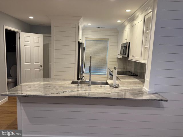 1561 WASHINGTON CT, Mays Landing, NJ 08330