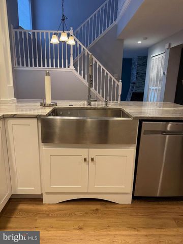 1561 WASHINGTON CT, Mays Landing, NJ 08330