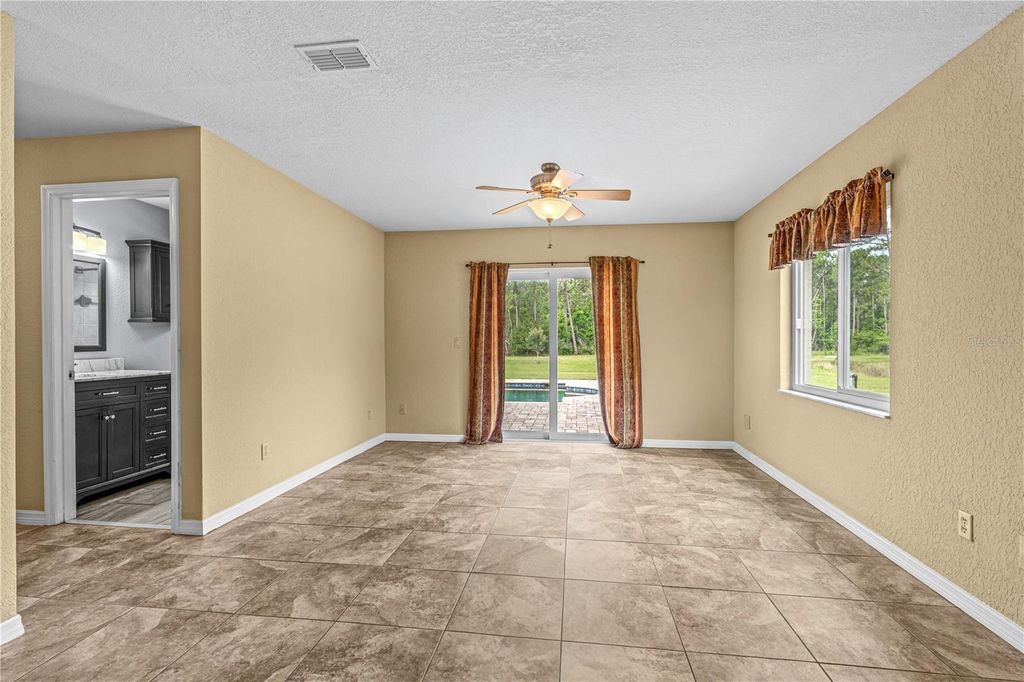 Image 13 of property listing at 204 EL PINO DRIVE, New Smyrna Beach, FL 32168