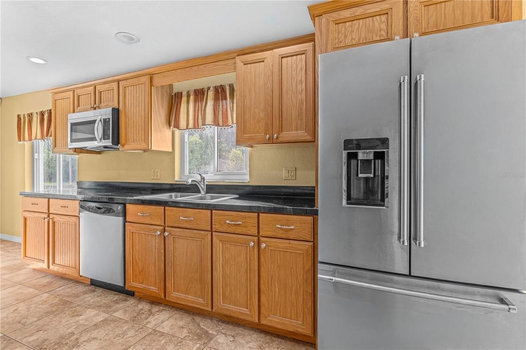 Image 20 of property listing at 204 EL PINO DRIVE, New Smyrna Beach, FL 32168