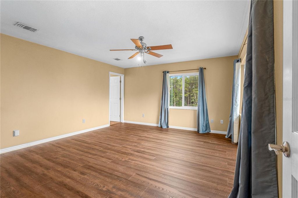 Image 28 of property listing at 204 EL PINO DRIVE, New Smyrna Beach, FL 32168