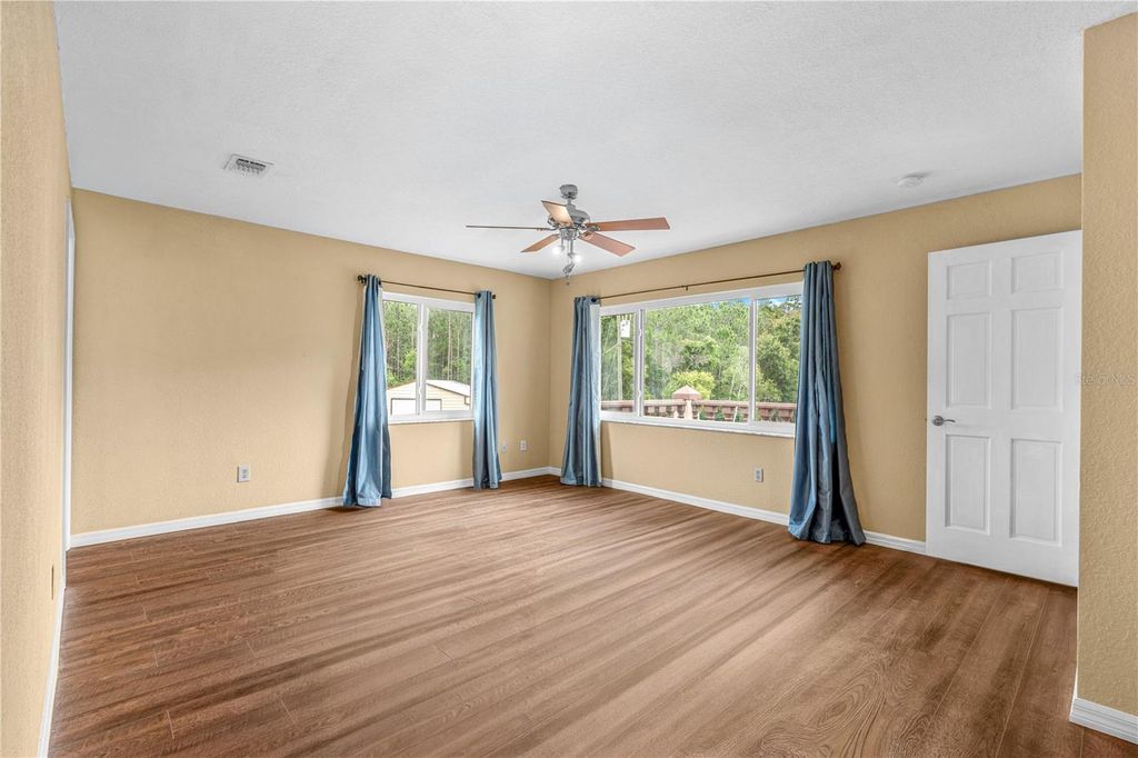 Image 29 of property listing at 204 EL PINO DRIVE, New Smyrna Beach, FL 32168