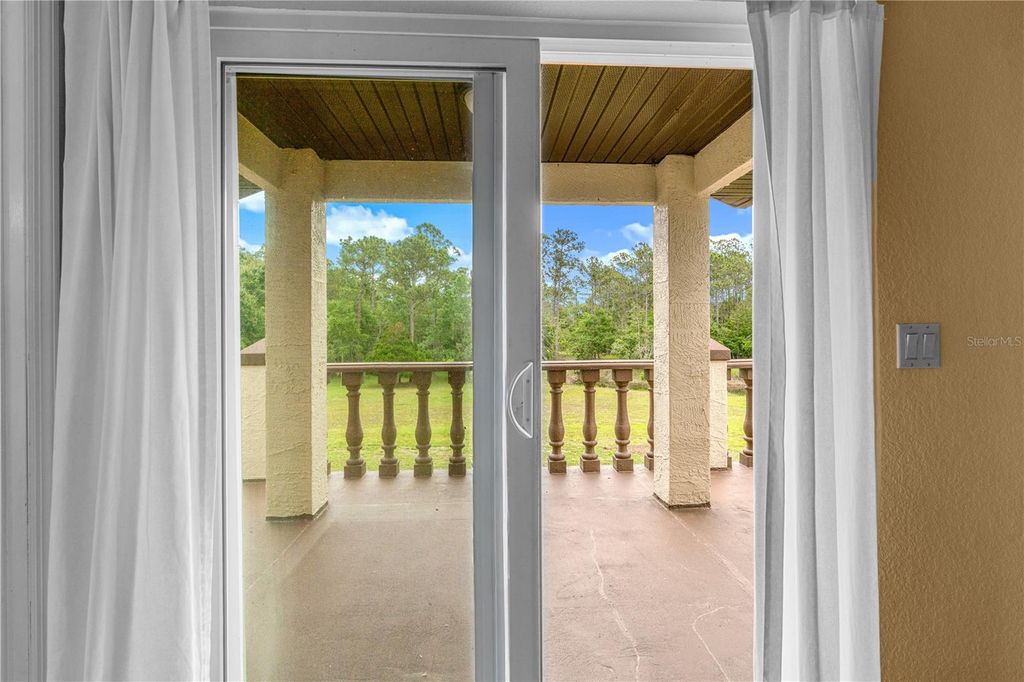 Image 41 of property listing at 204 EL PINO DRIVE, New Smyrna Beach, FL 32168