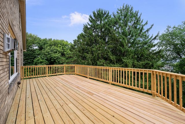 640 18TH Avenue, East Moline, IL 61244