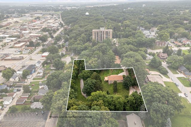 640 18TH Avenue, East Moline, IL 61244