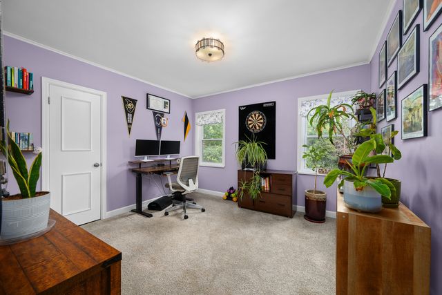 640 18TH Avenue, East Moline, IL 61244