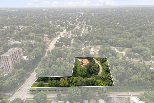 640 18TH Avenue, East Moline, IL 61244