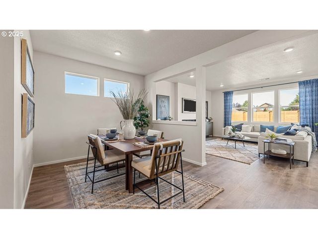 2322 Misty Glen Ave Nw, Salem, OR 97304