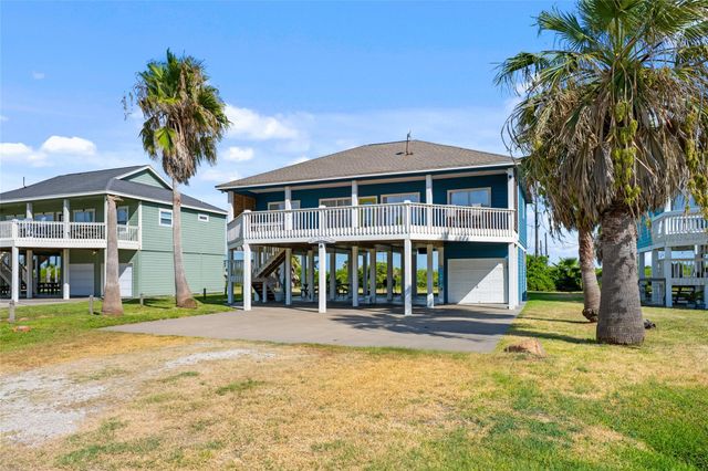 3233 Castle Drive, Crystal Beach, TX 77650