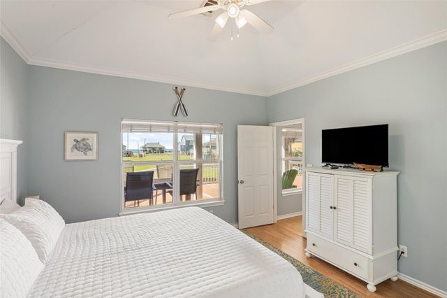 3233 Castle Drive, Crystal Beach, TX 77650