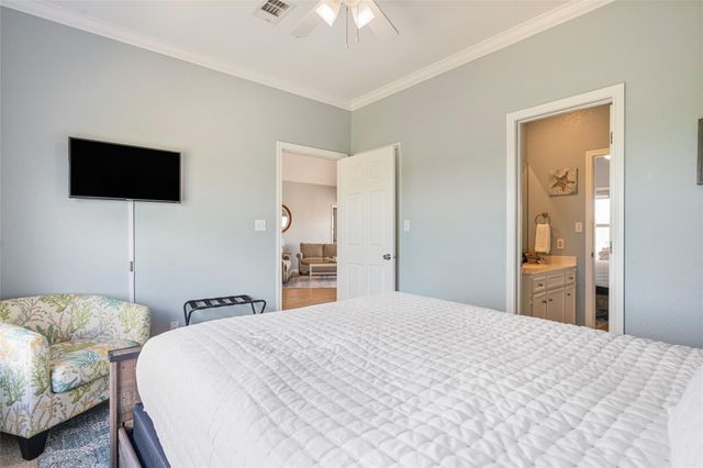 3233 Castle Drive, Crystal Beach, TX 77650