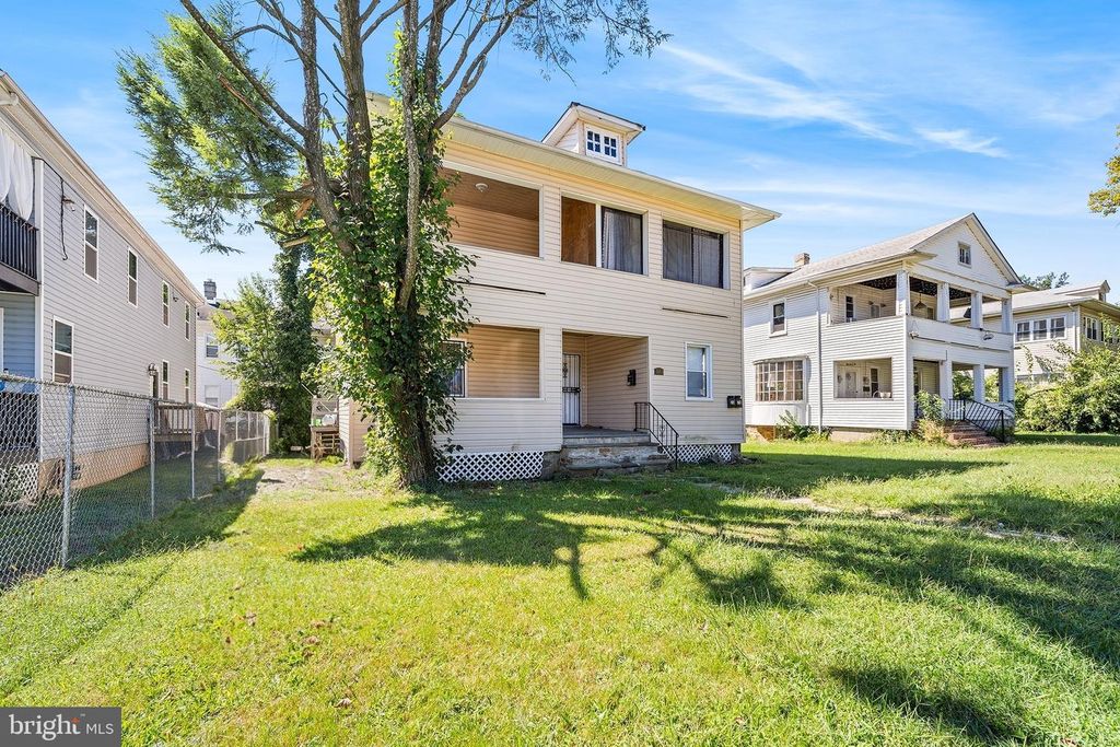 Image 31 of property listing at 3603 W FOREST PARK AVE, Baltimore, MD 21216