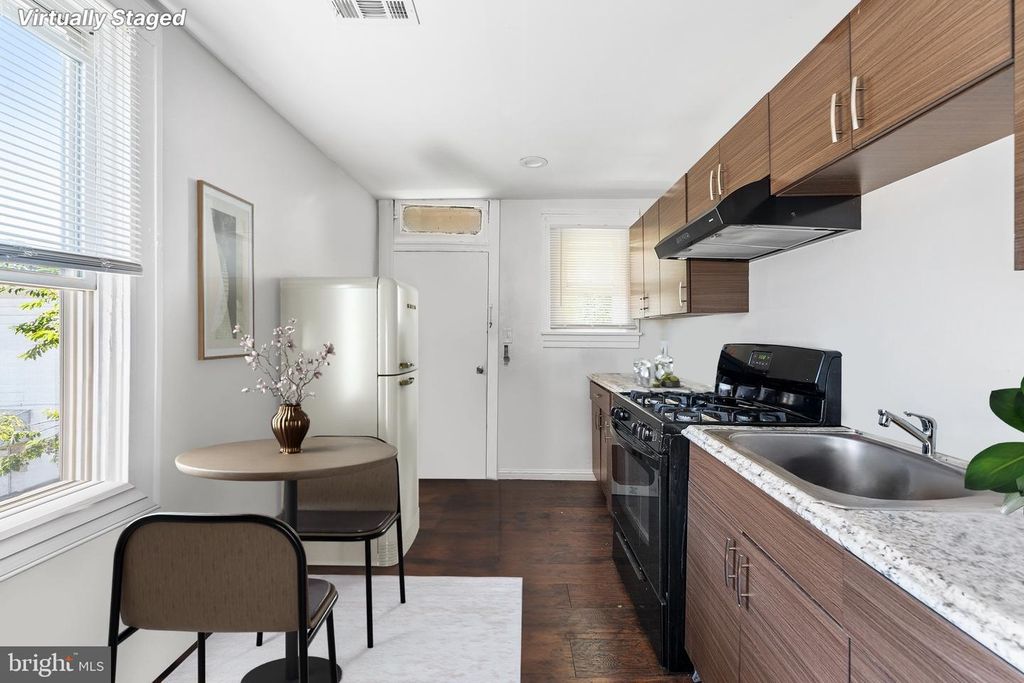 Image 33 of property listing at 3603 W FOREST PARK AVE, Baltimore, MD 21216