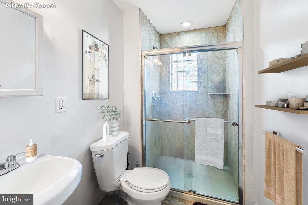 Image 34 of property listing at 3603 W FOREST PARK AVE, Baltimore, MD 21216