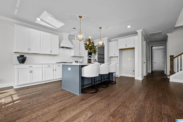 1818 CALVERT CIRCLE, Hoover, AL 35244