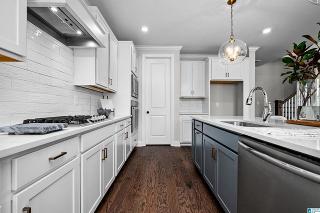 1818 CALVERT CIRCLE, Hoover, AL 35244