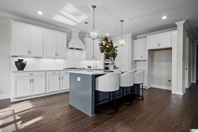 1818 CALVERT CIRCLE, Hoover, AL 35244