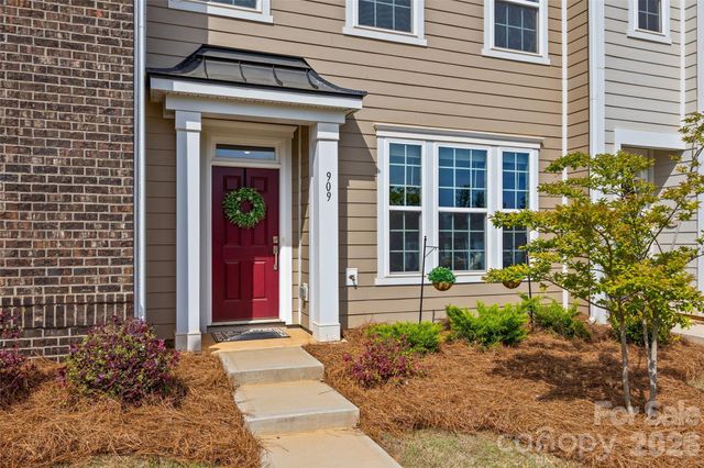 909 Cobbled Way, Fort Mill, SC 29715