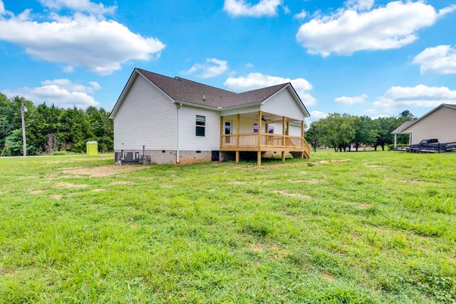 288 Westwood Dr, Sparta, TN 38583