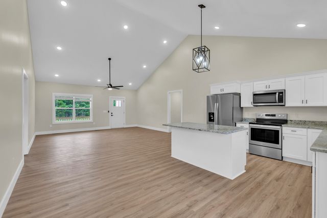 288 Westwood Dr, Sparta, TN 38583