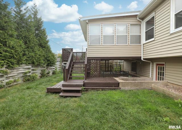 512 W 16TH Avenue, Coal Valley, IL 61240