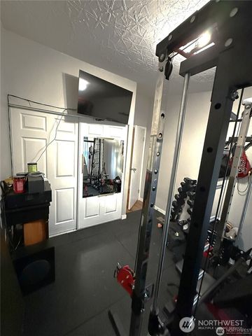 525 Grand Fir Drive, Enumclaw, WA 98022