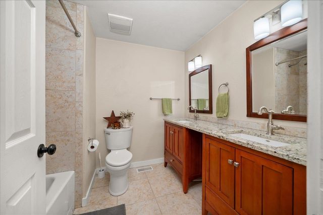 1415 W Viewmont Rd, Spokane, WA 99224