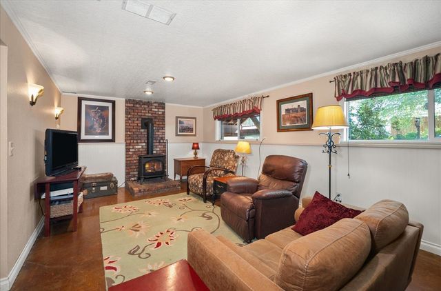 1415 W Viewmont Rd, Spokane, WA 99224