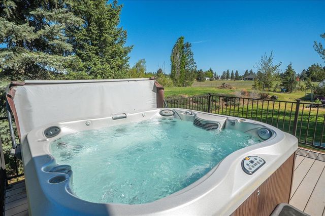 1415 W Viewmont Rd, Spokane, WA 99224