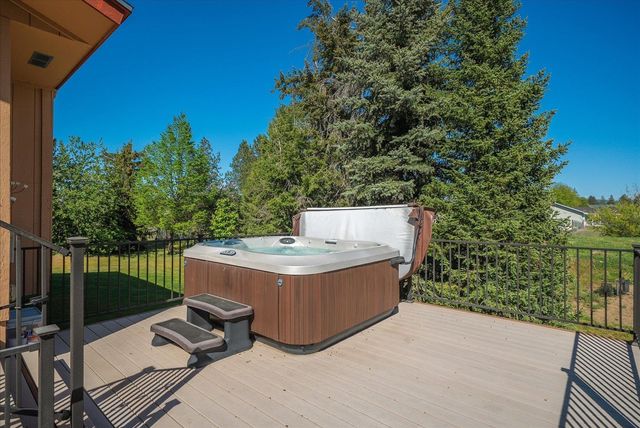 1415 W Viewmont Rd, Spokane, WA 99224