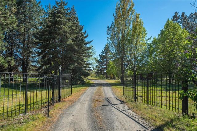 1415 W Viewmont Rd, Spokane, WA 99224