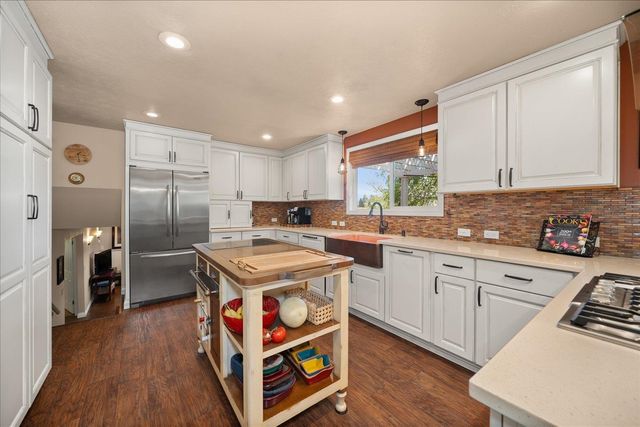 1415 W Viewmont Rd, Spokane, WA 99224