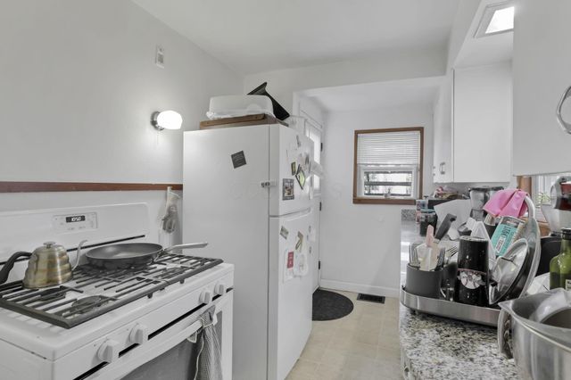 2407 Summit Street, Columbus, OH 43202