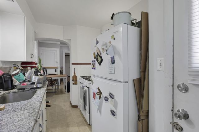 2407 Summit Street, Columbus, OH 43202