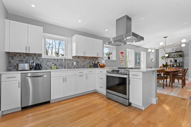 156-160 Highland St 156, Boston, MA 02119