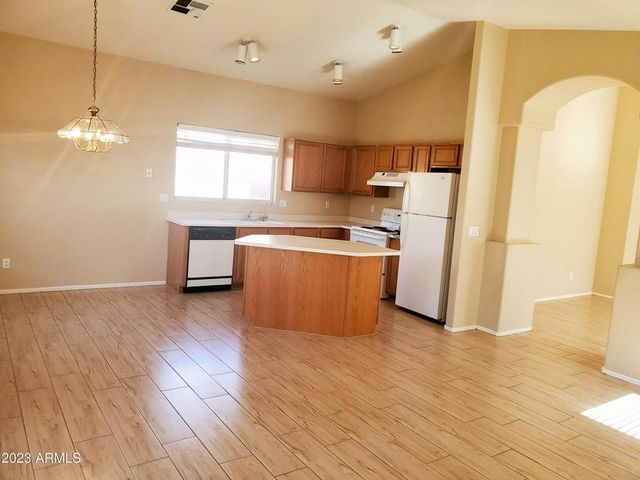 4739 E Desert Wind Drive, Phoenix, AZ 85044