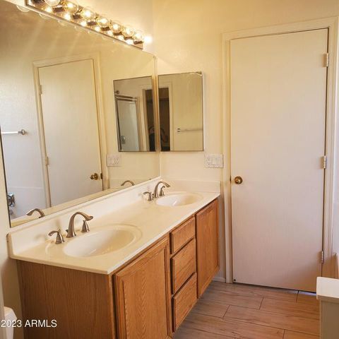4739 E Desert Wind Drive, Phoenix, AZ 85044