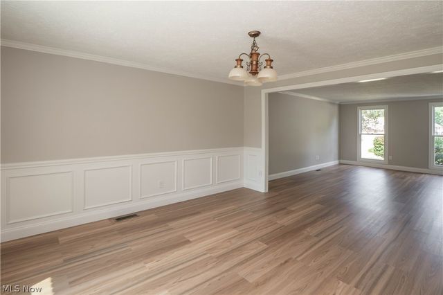 2888 Saint Albans Circle NW, North Canton, OH 44720
