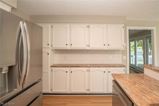 2888 Saint Albans Circle NW, North Canton, OH 44720