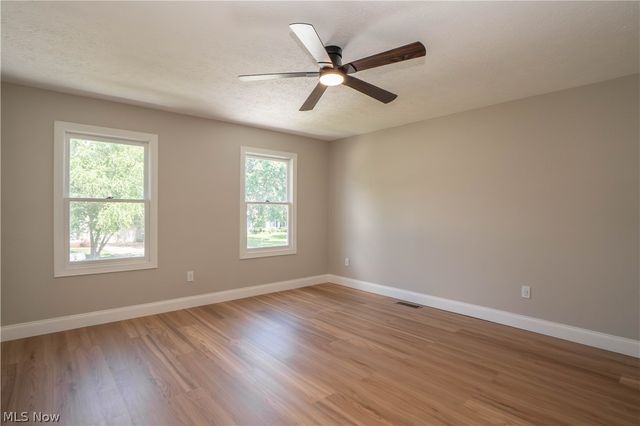 2888 Saint Albans Circle NW, North Canton, OH 44720