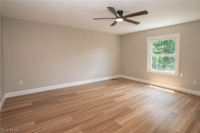 2888 Saint Albans Circle NW, North Canton, OH 44720