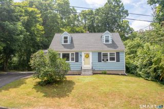 11 Lexington Avenue, Norwich, CT 06360