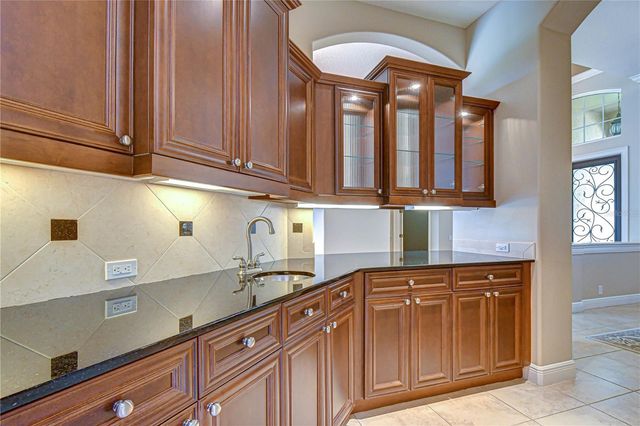 21338 LAKE VIENNA DRIVE DRIVE, Land O Lakes, FL 34638