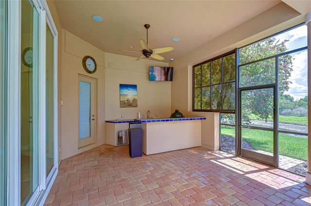 21338 LAKE VIENNA DRIVE DRIVE, Land O Lakes, FL 34638