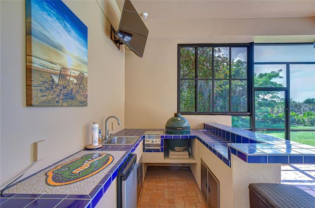 21338 LAKE VIENNA DRIVE DRIVE, Land O Lakes, FL 34638