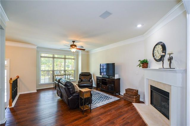 6142 Deluna Way, Duluth, GA 30097