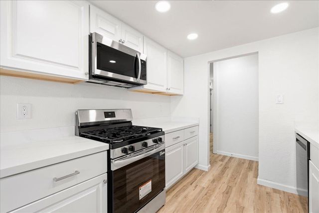 774 April Ln, Yuba City, CA 95991